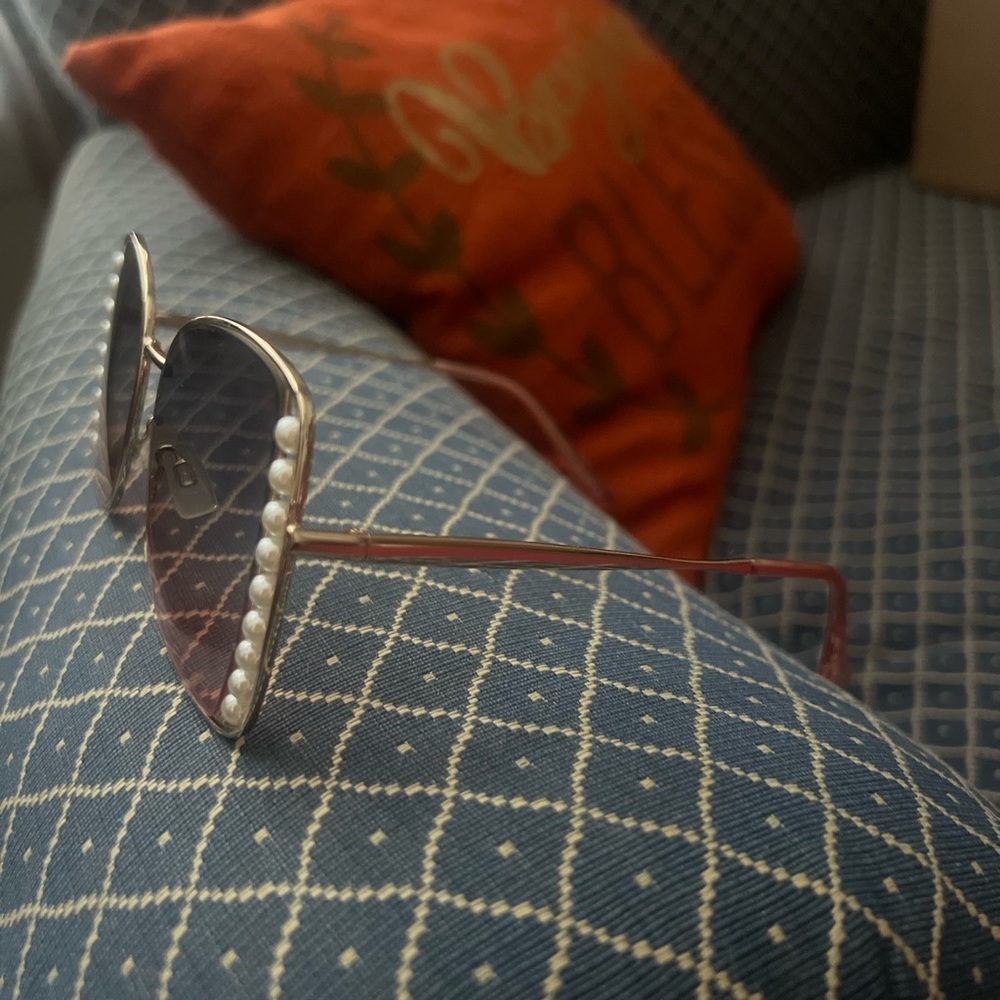 Pearl Pink Orange Ombré Sunglasses - Picture 5 of 6